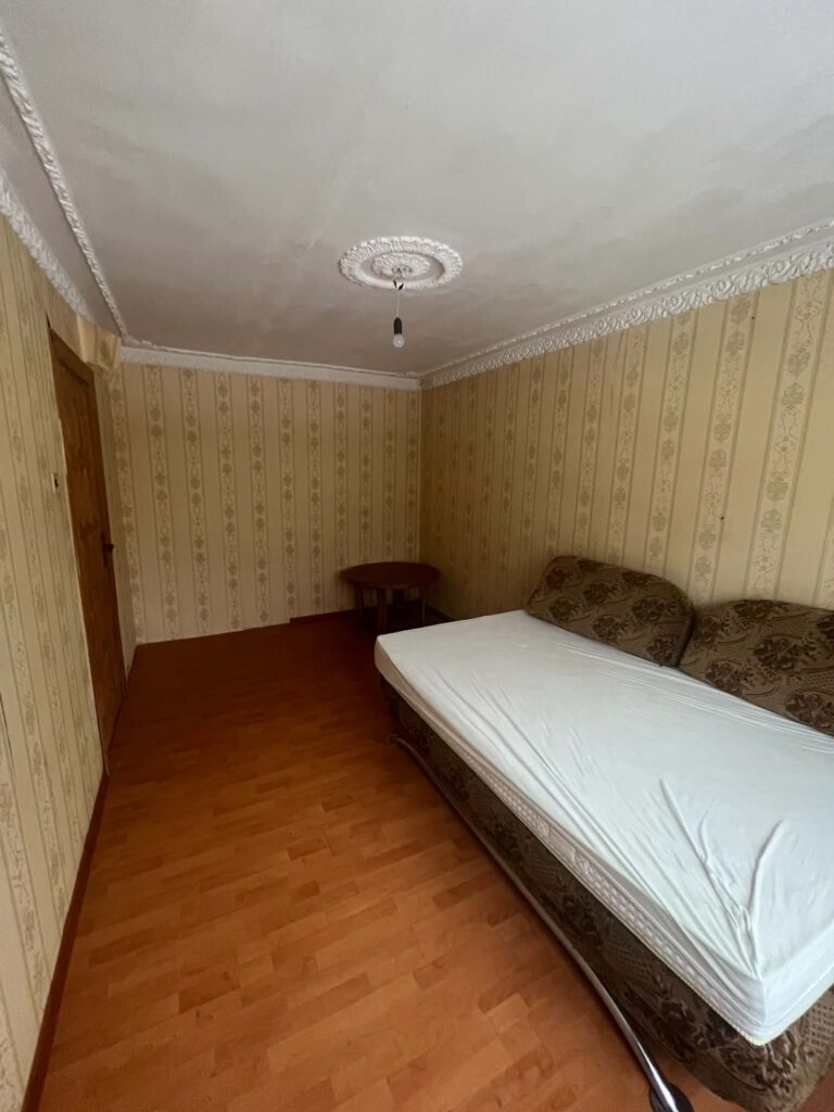 Miegamasis prieš atnaujinimą Salininkuose