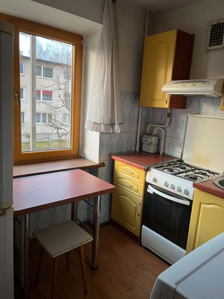 Virtuvė prieš atnaujinimą Salininkuose